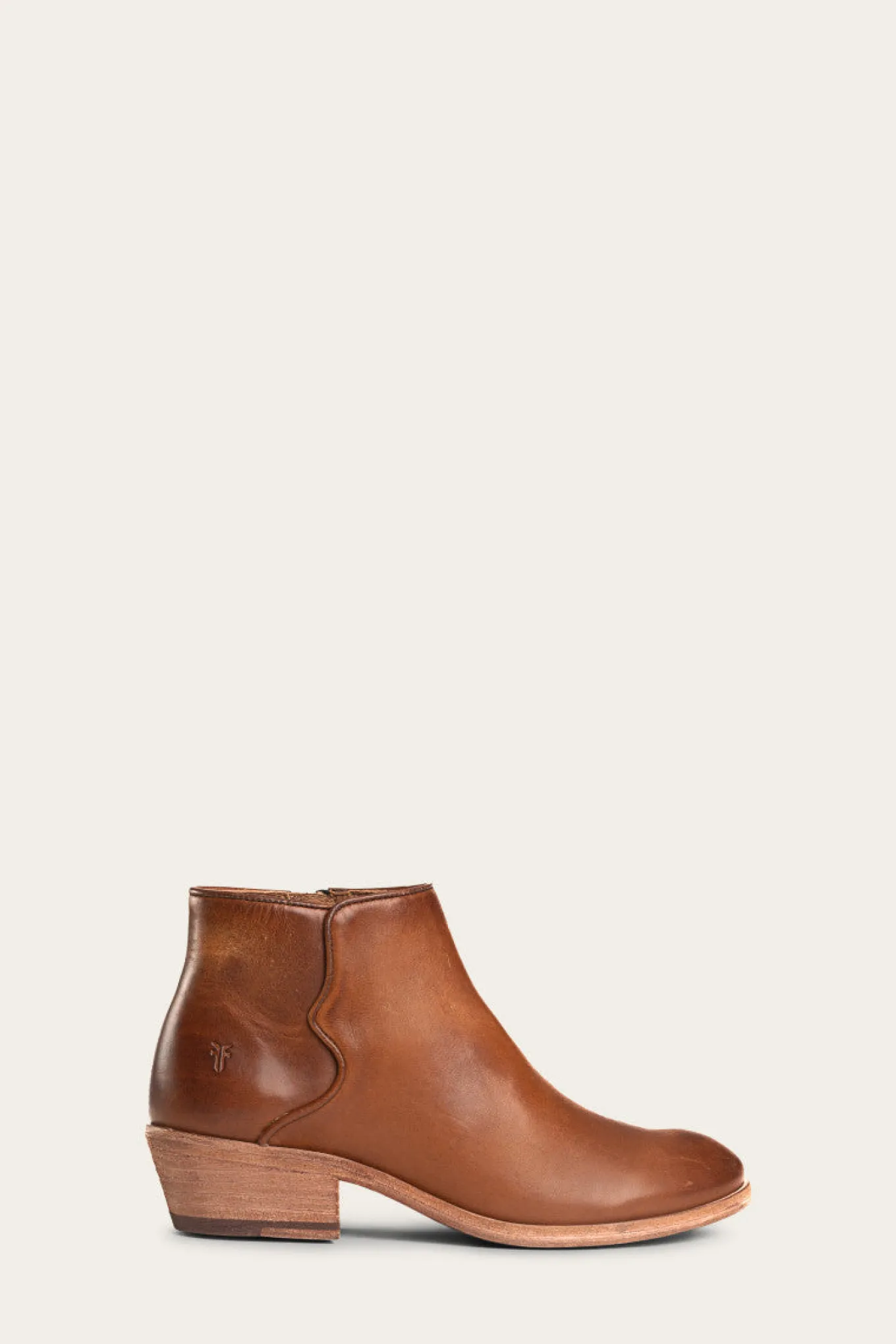 Booties^Frye Carson Piping Bootie