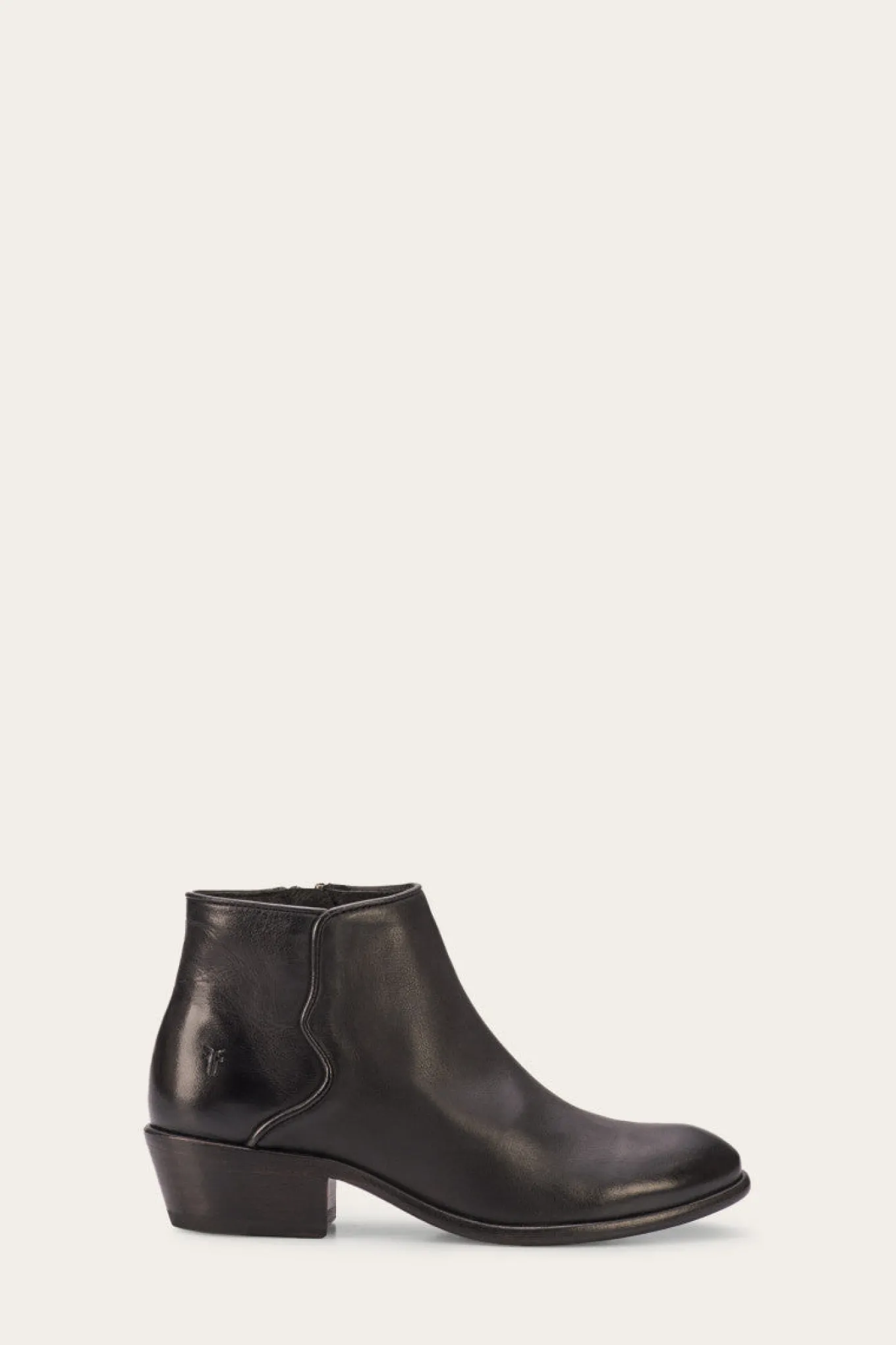 Booties^Frye Carson Piping Bootie