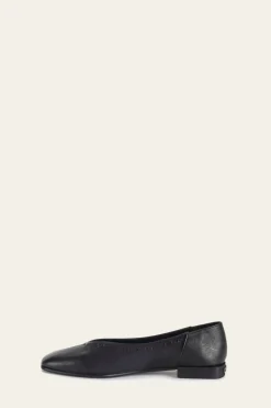 Flats & Mules^Frye Claire Flat