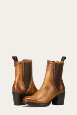 Booties^Frye Jean Chelsea